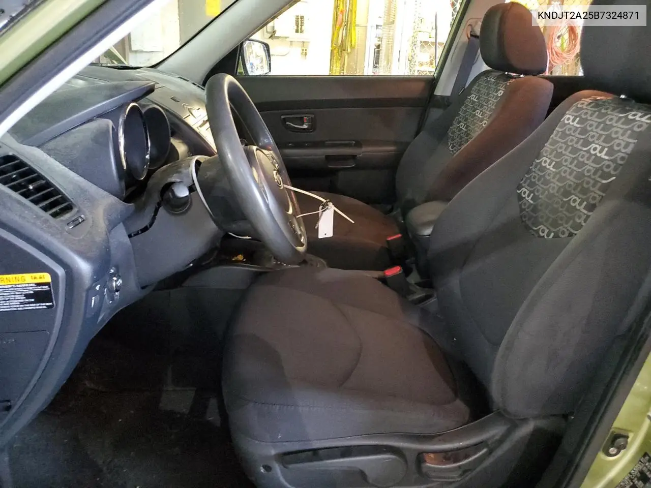 2011 Kia Soul + VIN: KNDJT2A25B7324871 Lot: 63000515