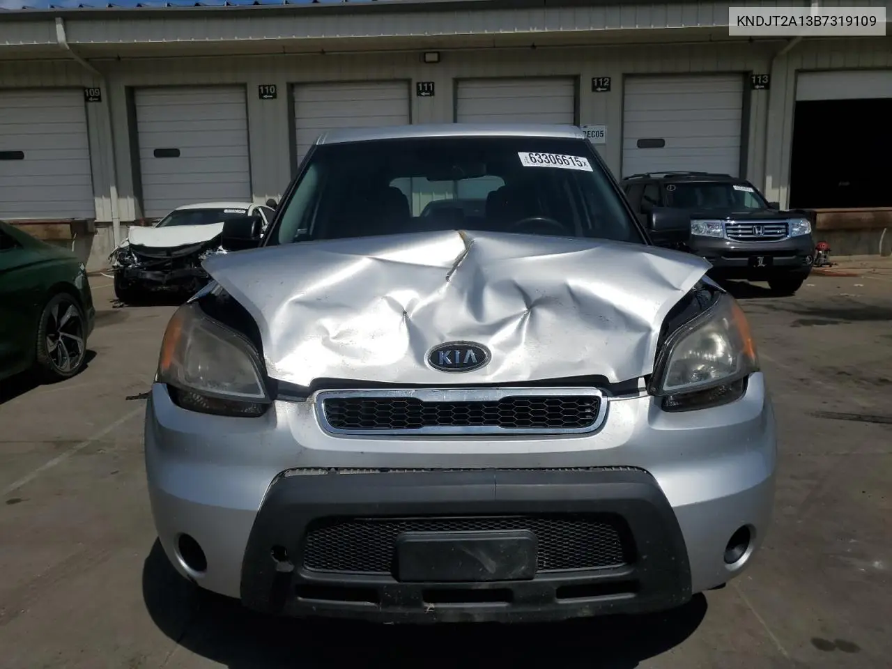 2011 Kia Soul VIN: KNDJT2A13B7319109 Lot: 63306615