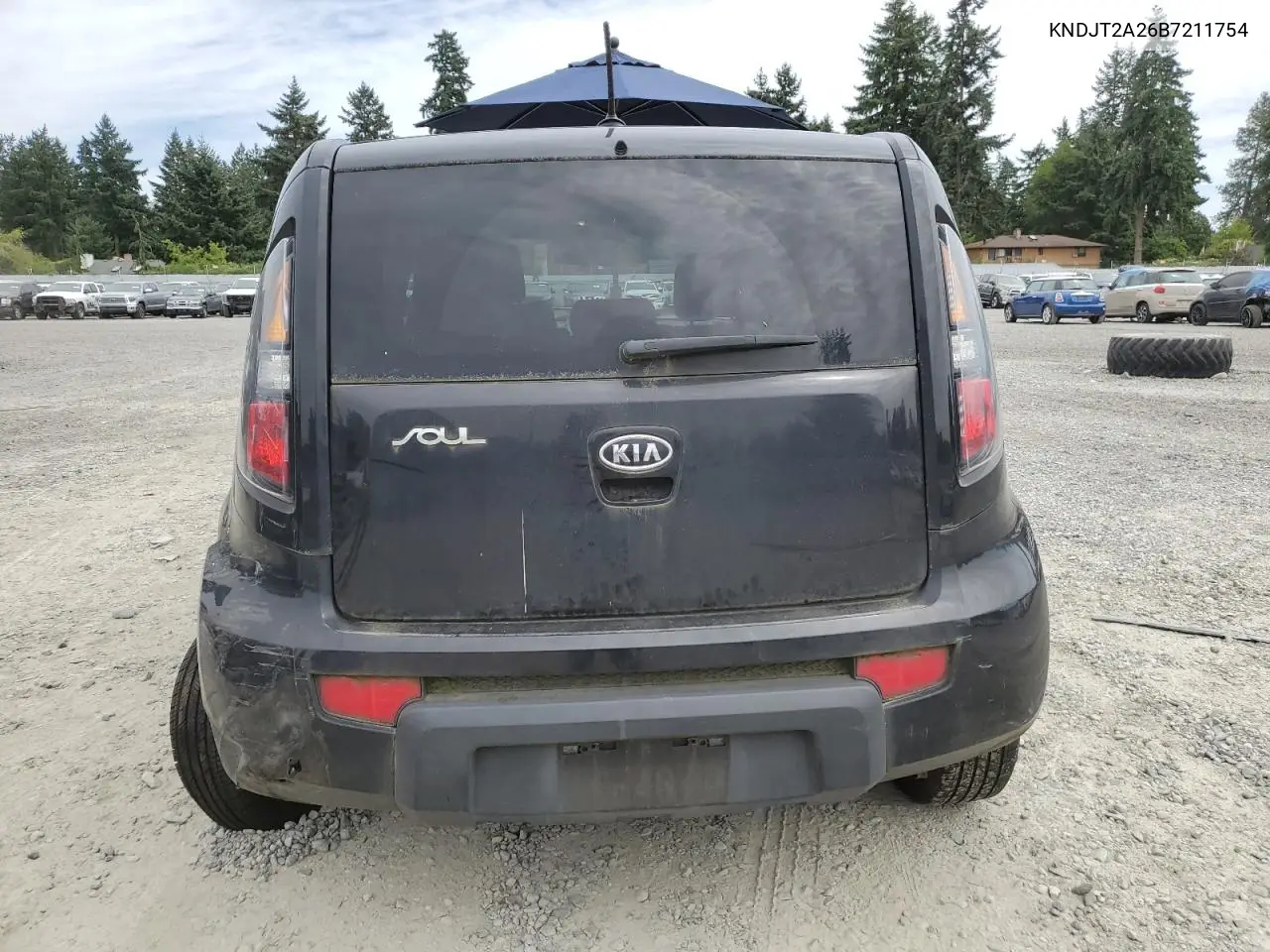 2011 Kia Soul + VIN: KNDJT2A26B7211754 Lot: 65457505