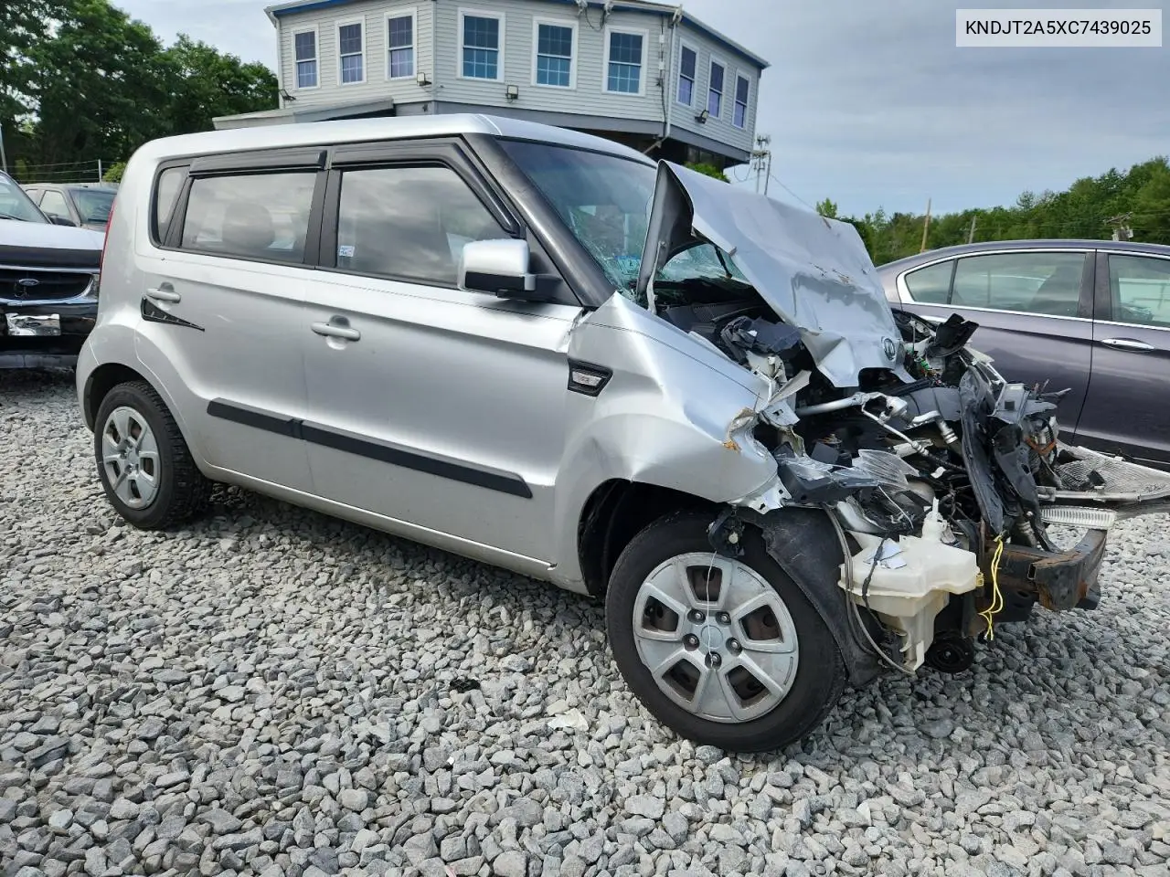 2012 Kia Soul VIN: KNDJT2A5XC7439025 Lot: 62915075
