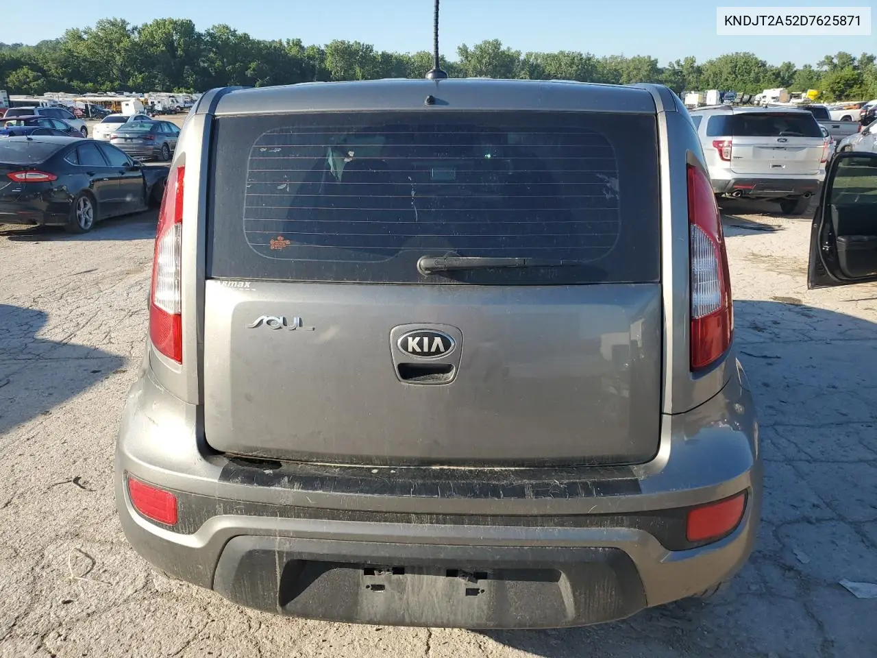 2013 Kia Soul VIN: KNDJT2A52D7625871 Lot: 58203615