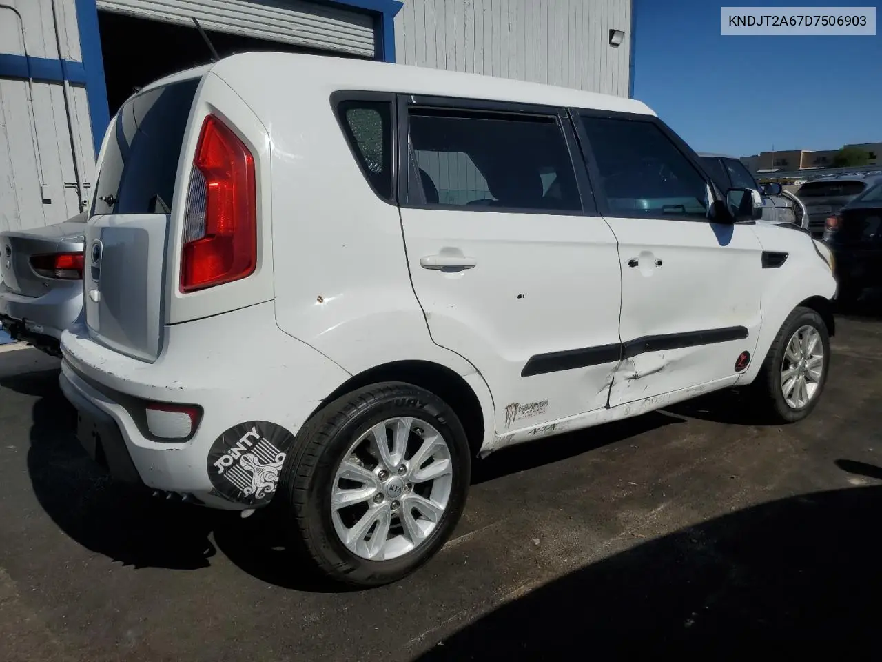 2013 Kia Soul + VIN: KNDJT2A67D7506903 Lot: 62189595
