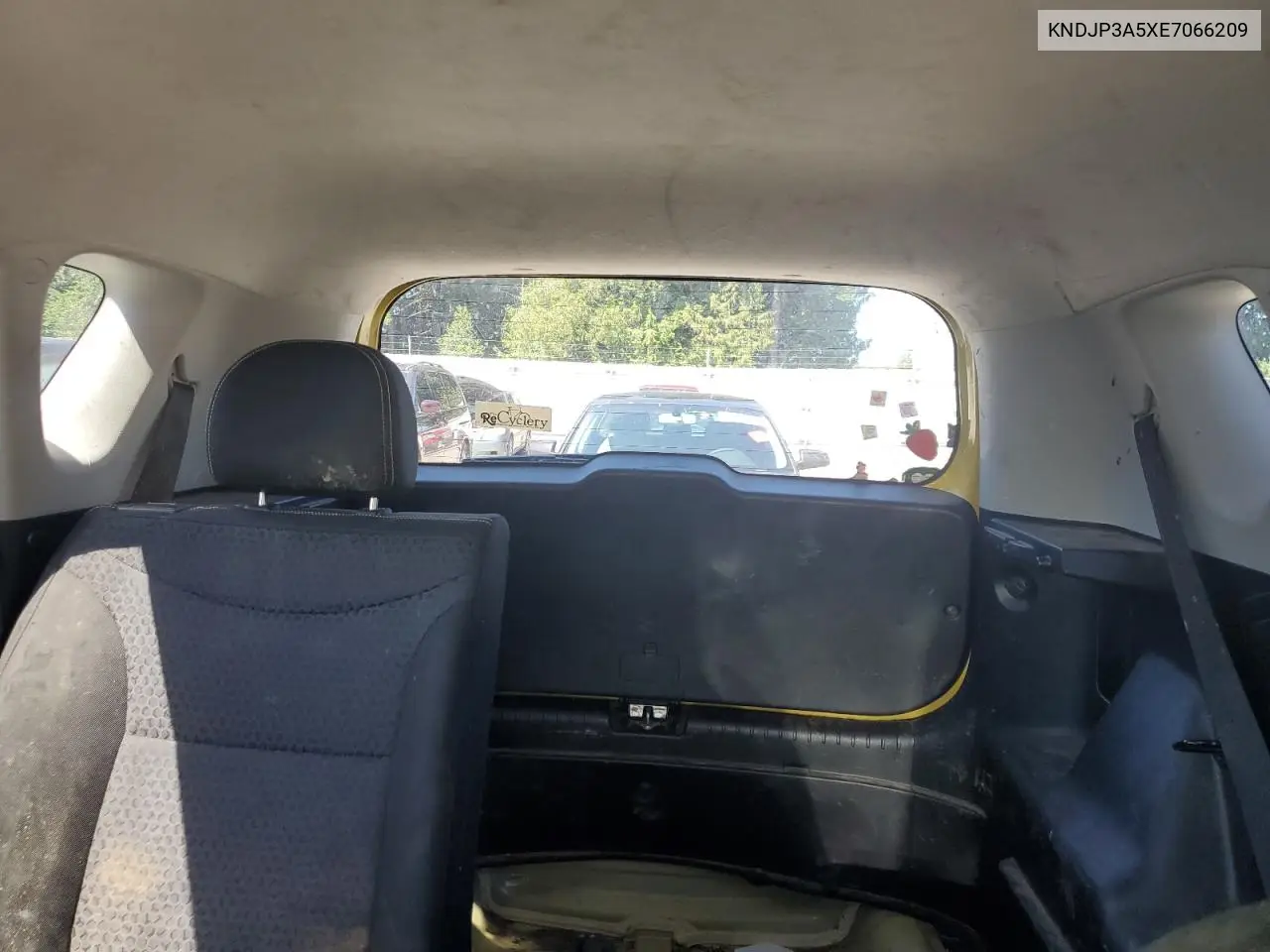 kndjp3a5xe7066209 KNDJP3A5XE7066209 2014 Kia Soul +
