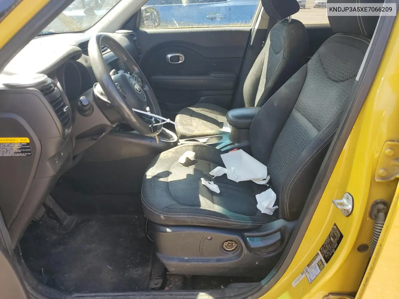 kndjp3a5xe7066209 KNDJP3A5XE7066209 2014 Kia Soul +
