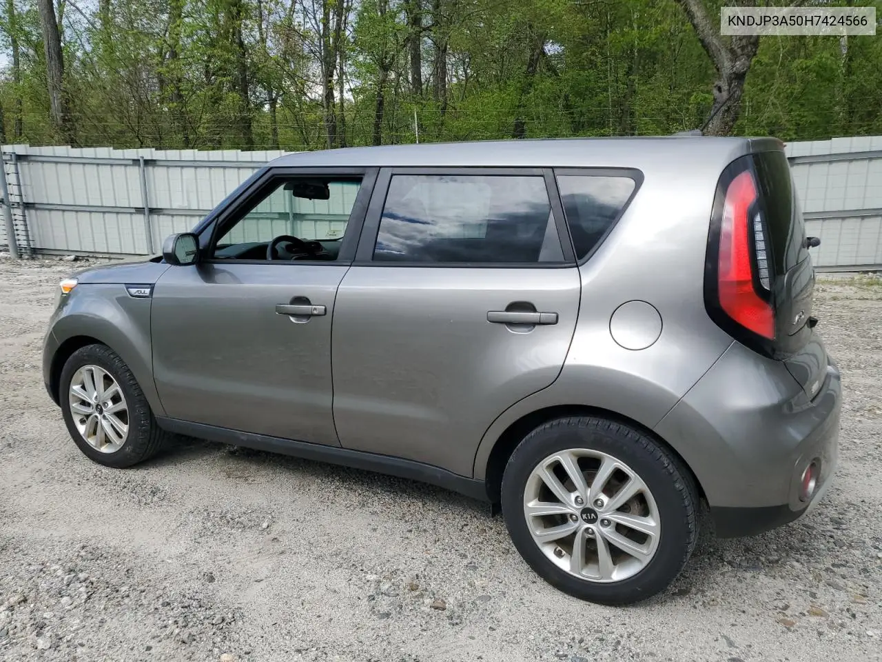 2017 Kia Soul + VIN: KNDJP3A50H7424566 Lot: 57019815