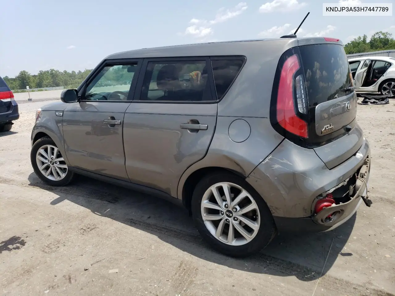 2017 Kia Soul + VIN: KNDJP3A53H7447789 Lot: 62574975