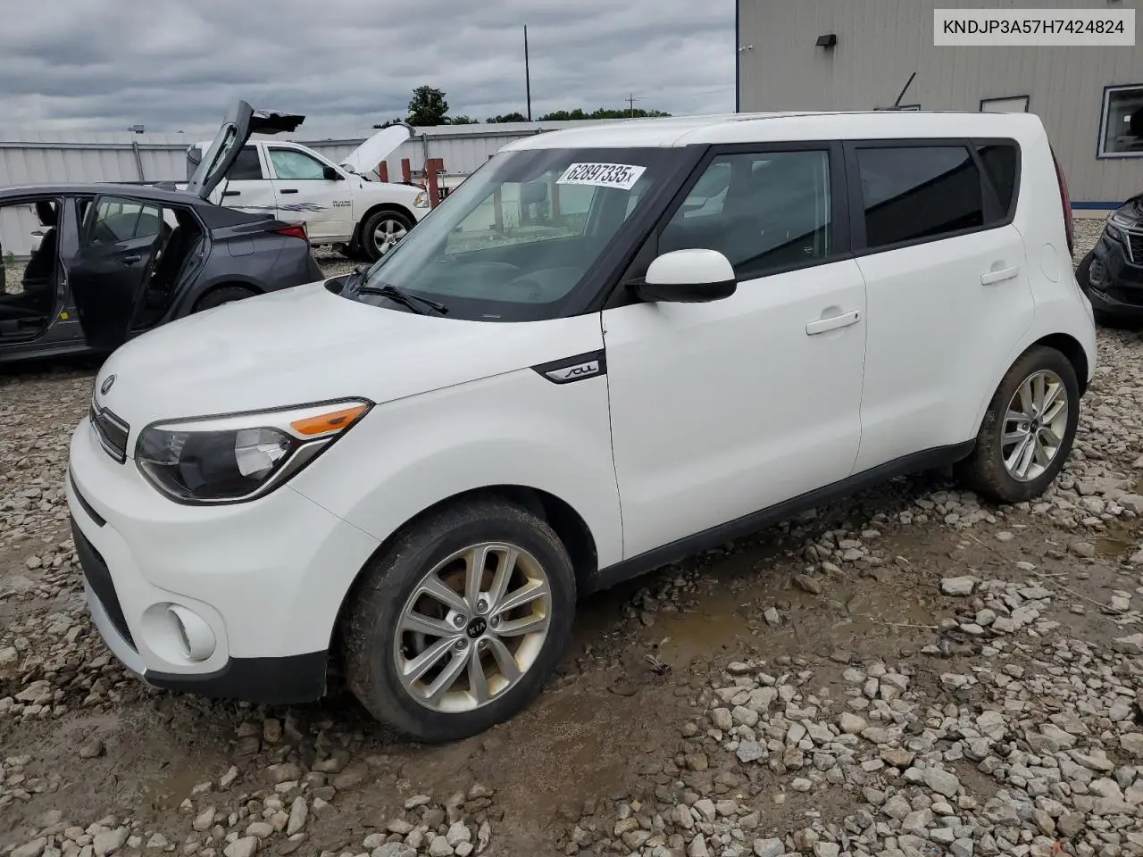 2017 Kia Soul + VIN: KNDJP3A57H7424824 Lot: 62897335