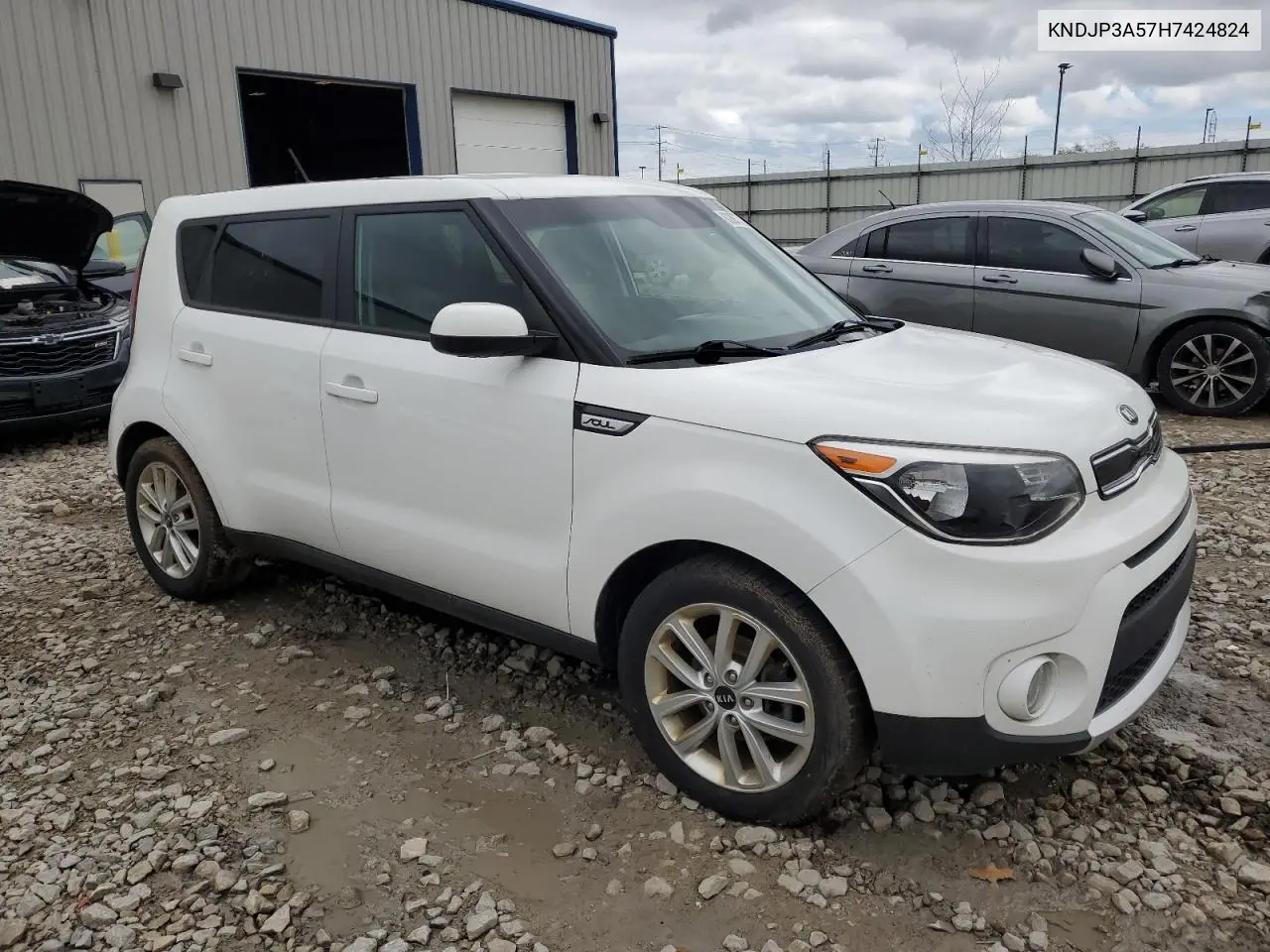 2017 Kia Soul + VIN: KNDJP3A57H7424824 Lot: 62897335