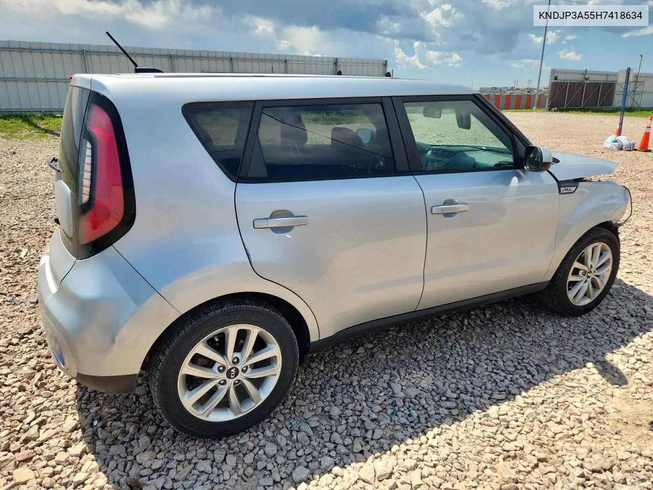 2017 Kia Soul + VIN: KNDJP3A55H7418634 Lot: 63351045