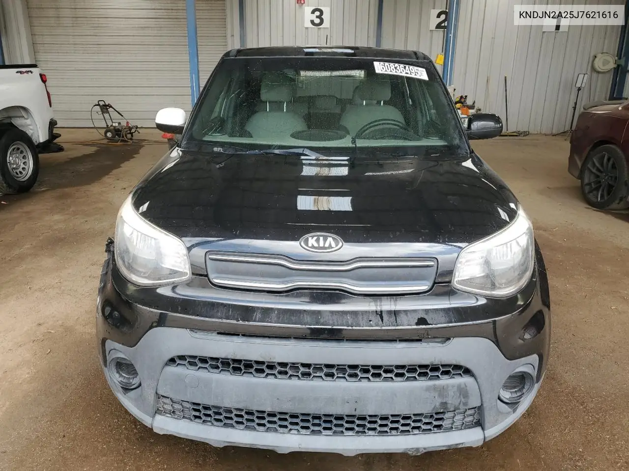 2018 Kia Soul VIN: KNDJN2A25J7621616 Lot: 60836495
