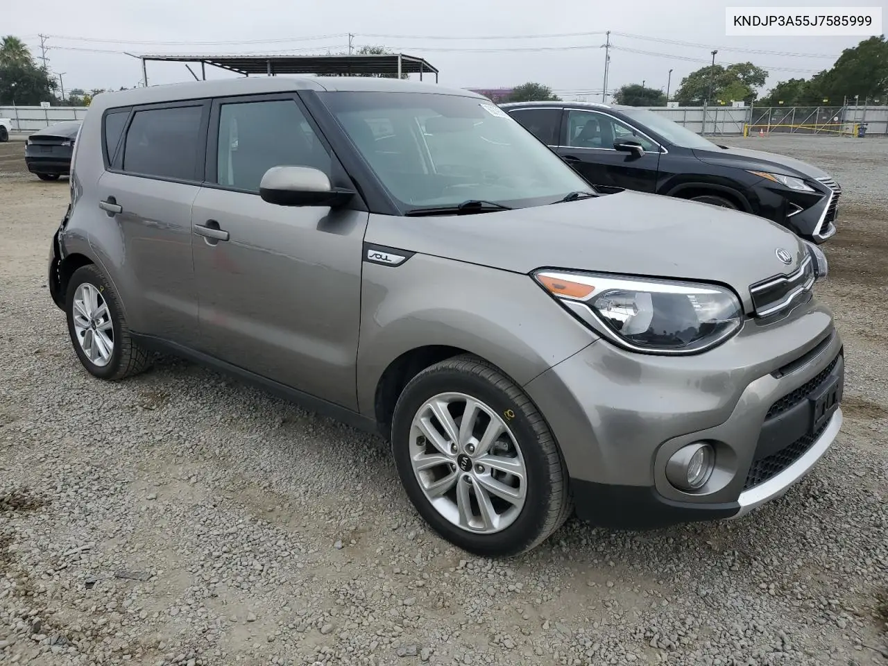 2018 Kia Soul + VIN: KNDJP3A55J7585999 Lot: 62793615