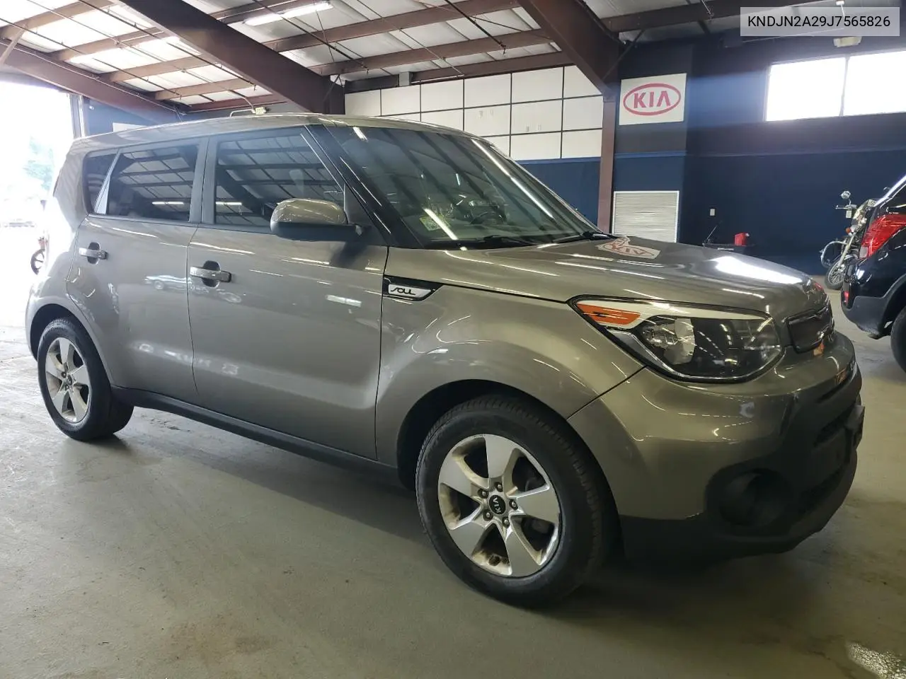 2018 Kia Soul VIN: KNDJN2A29J7565826 Lot: 63460335