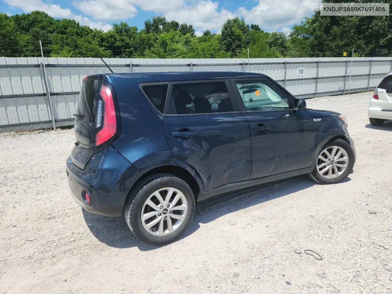 2019 Kia Soul + VIN: KNDJP3A59K7691406 Lot: 58725935