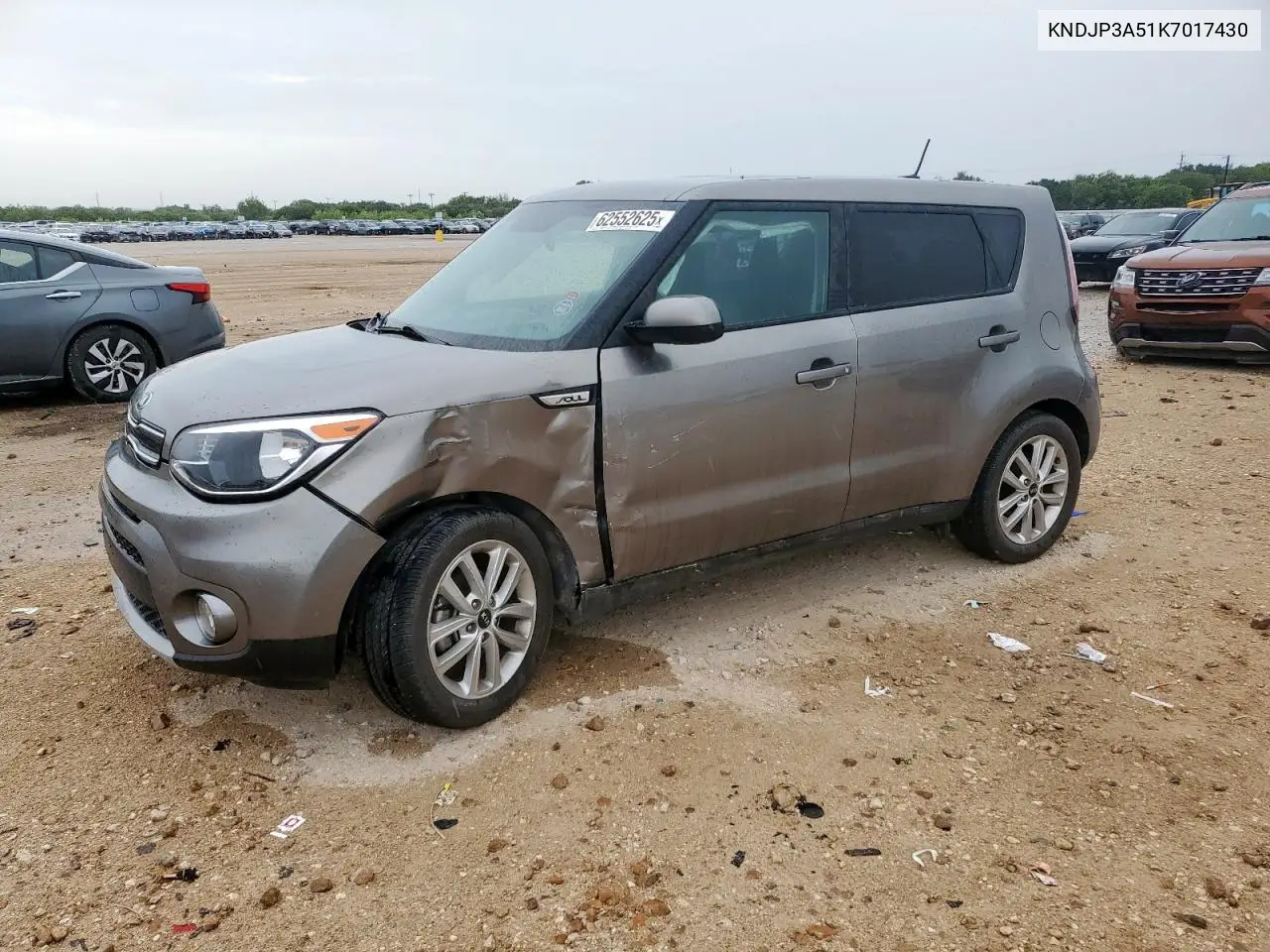 2019 Kia Soul + VIN: KNDJP3A51K7017430 Lot: 62552625