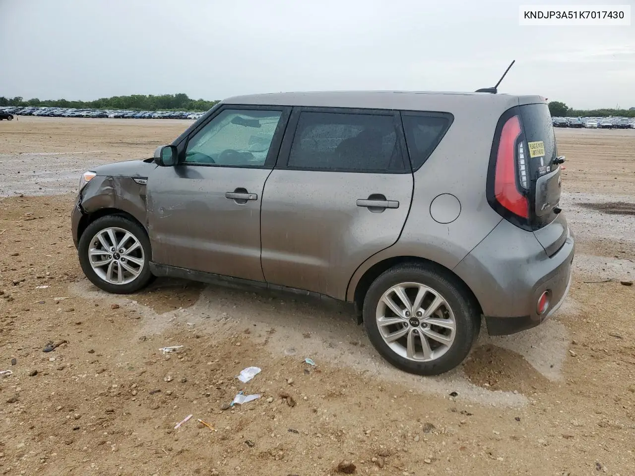 2019 Kia Soul + VIN: KNDJP3A51K7017430 Lot: 62552625