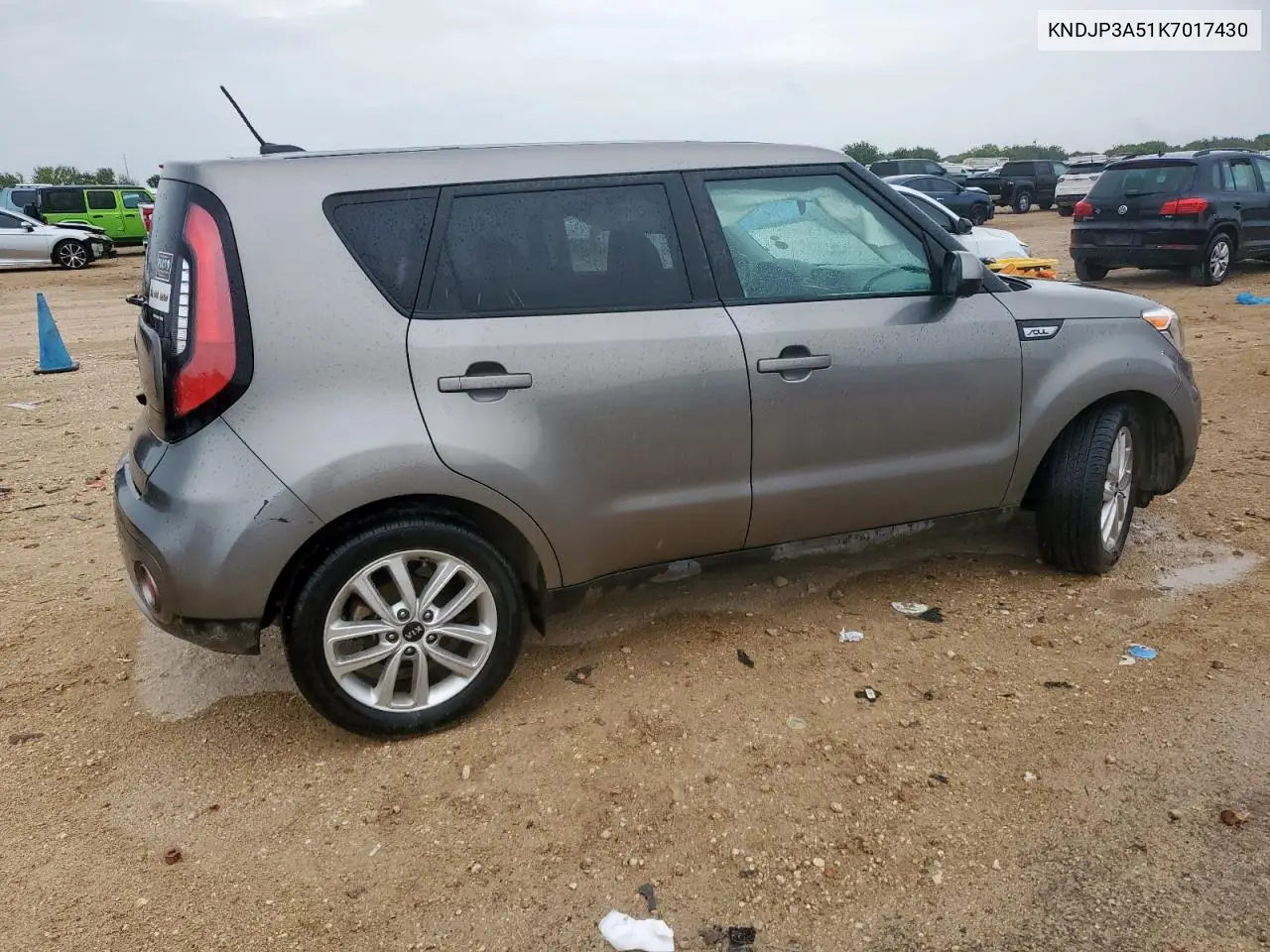 2019 Kia Soul + VIN: KNDJP3A51K7017430 Lot: 62552625
