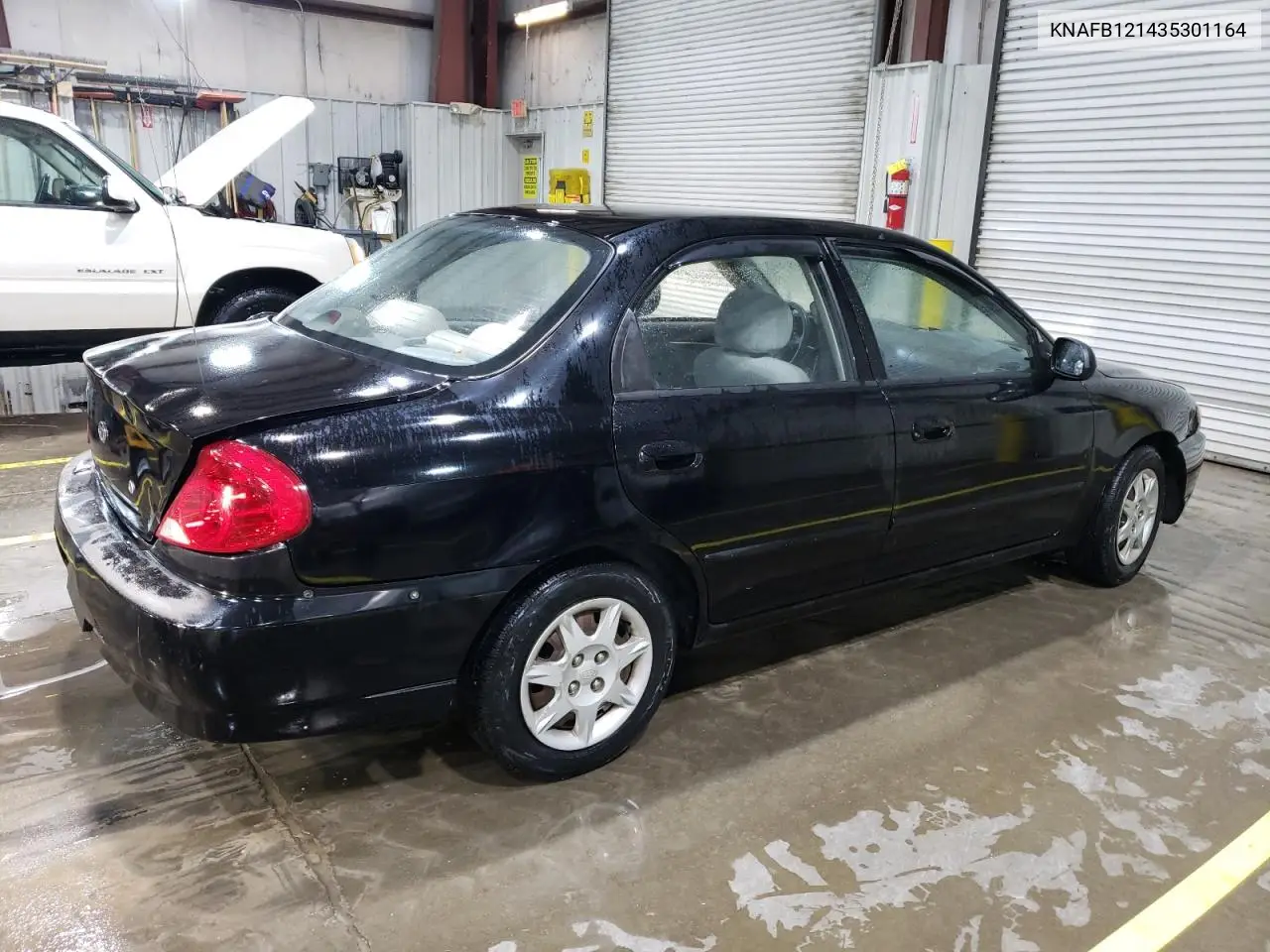 2003 Kia Spectra Base VIN: KNAFB121435301164 Lot: 51468115