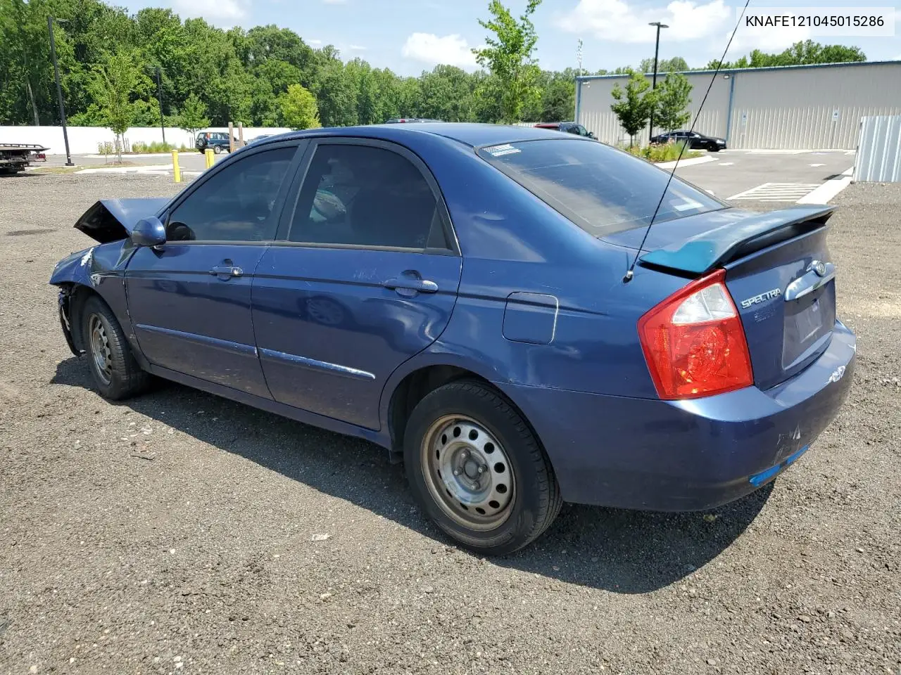 2004 Kia Spectra Lx VIN: KNAFE121045015286 Lot: 62996985