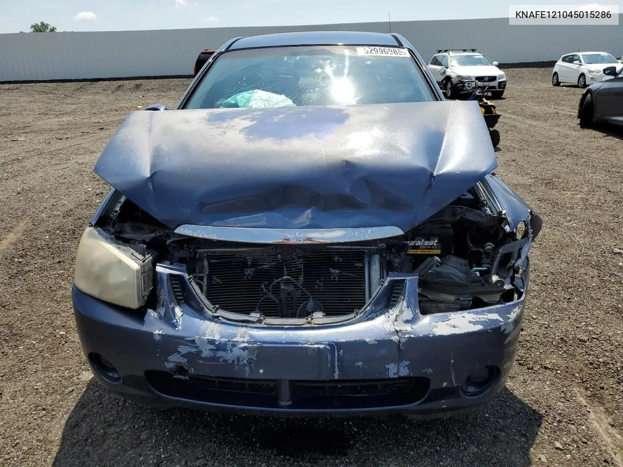 2004 Kia Spectra Lx VIN: KNAFE121045015286 Lot: 62996985