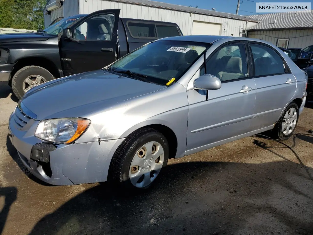 2006 Kia Spectra Lx VIN: KNAFE121565370909 Lot: 56572995