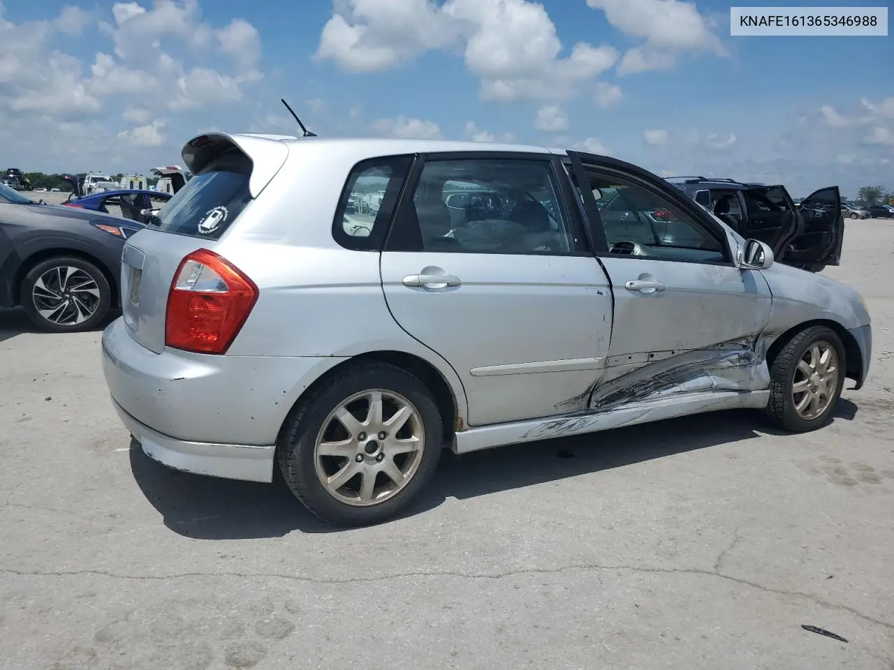 2006 Kia Spectra5 VIN: KNAFE161365346988 Lot: 61743025