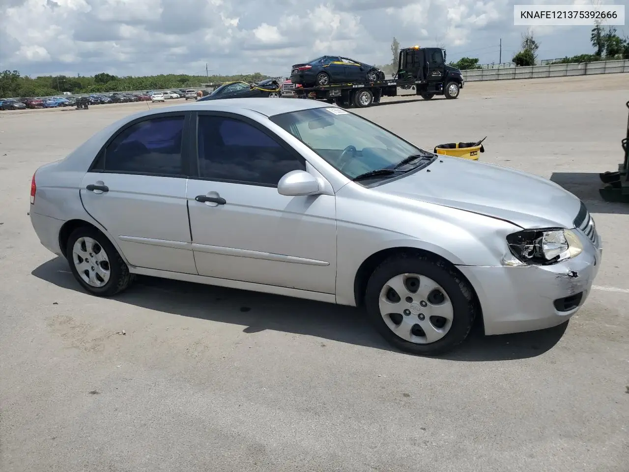 2007 Kia Spectra Ex VIN: KNAFE121375392666 Lot: 61555835