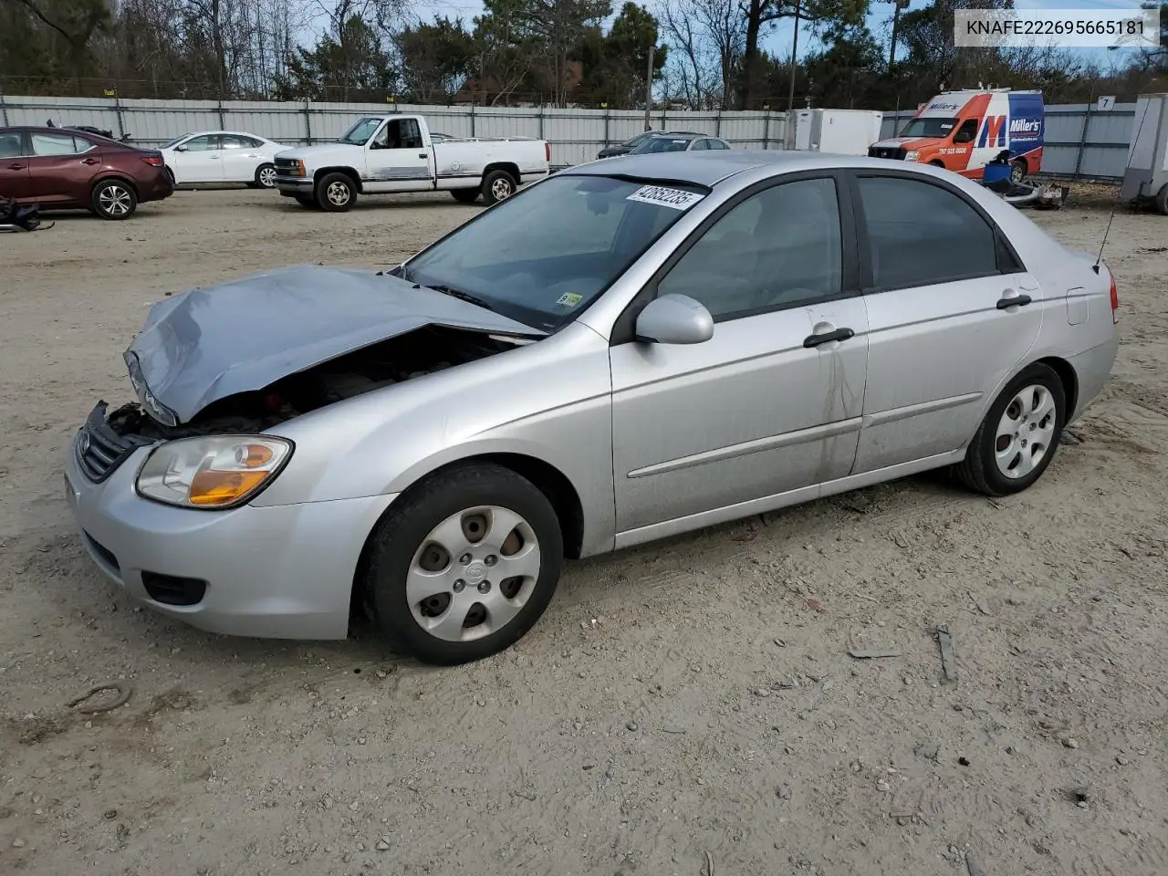 2009 Kia Spectra Ex VIN: KNAFE222695665181 Lot: 42852235