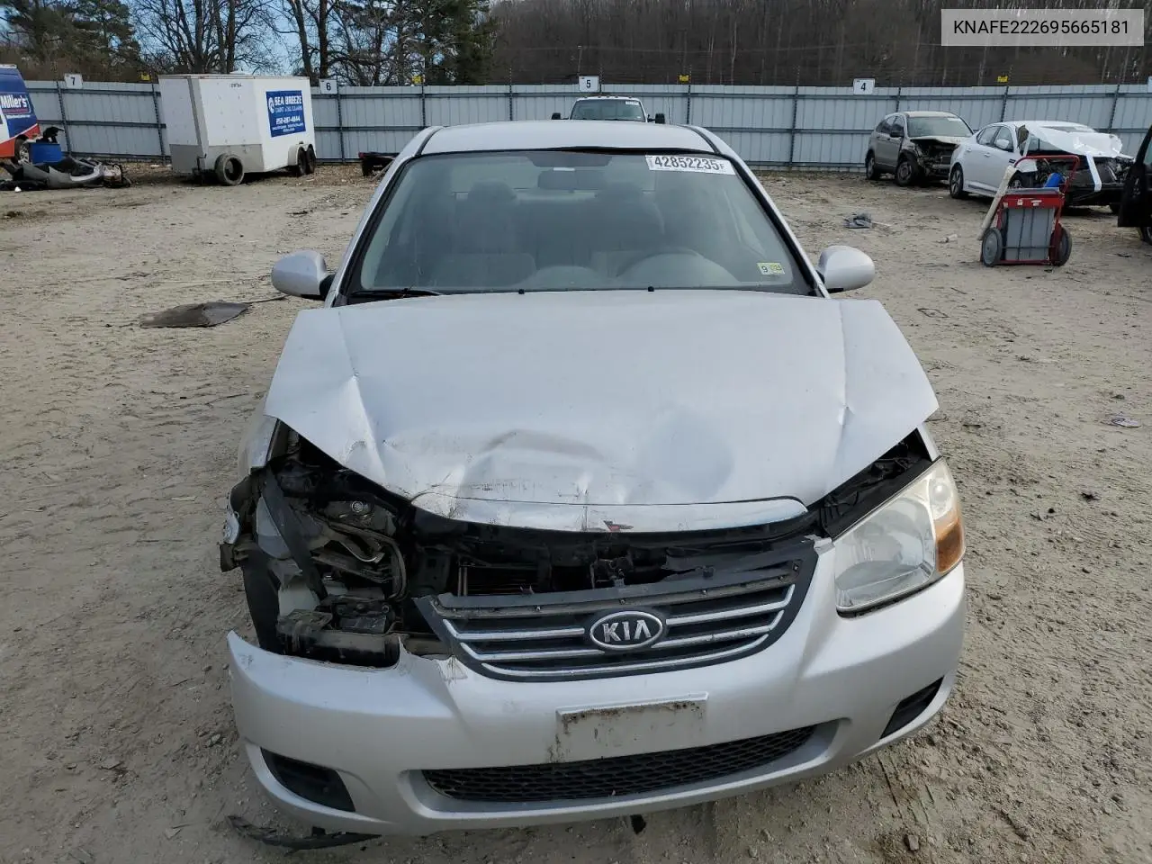 2009 Kia Spectra Ex VIN: KNAFE222695665181 Lot: 42852235