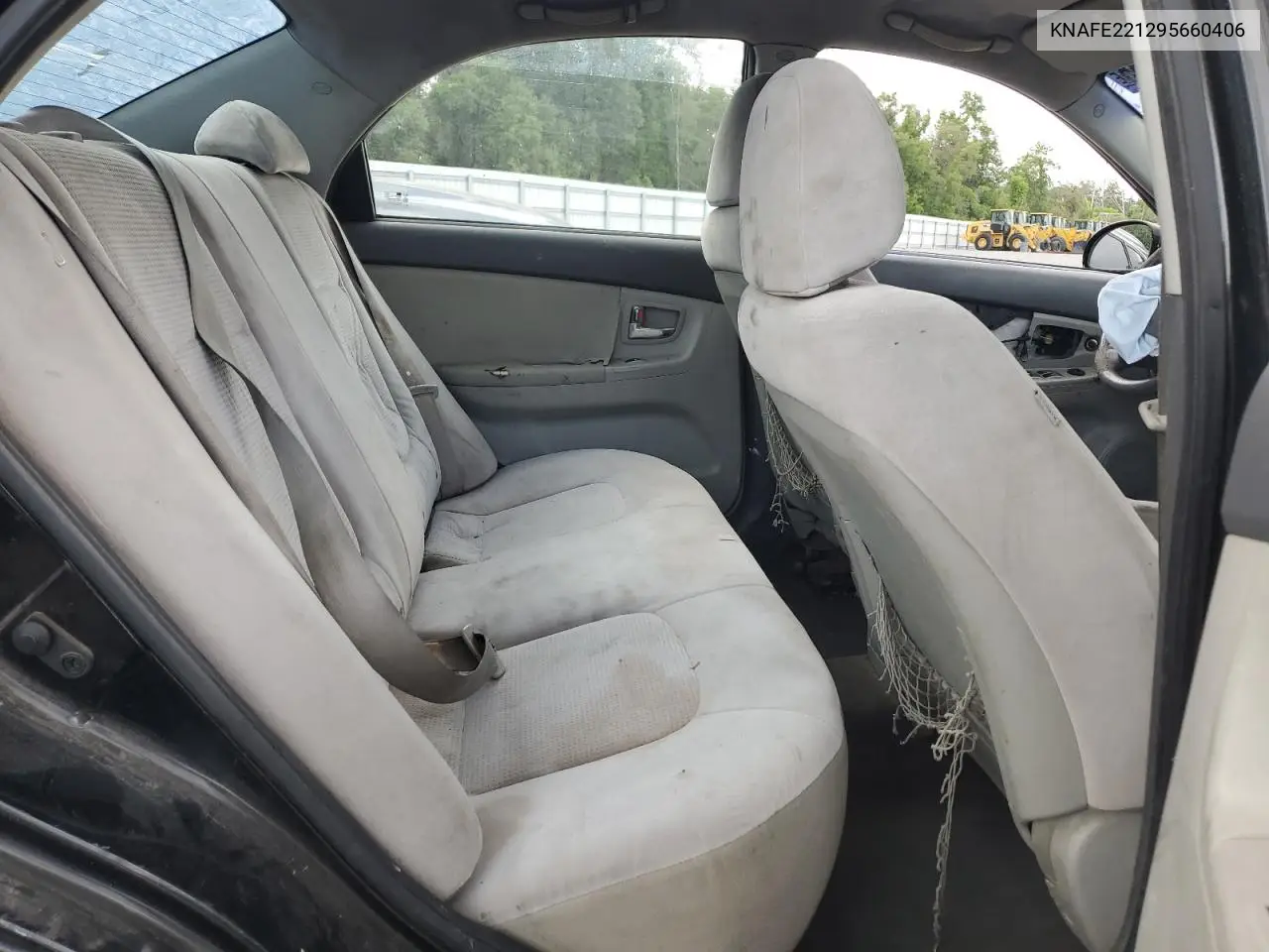 2009 Kia Spectra Ex VIN: KNAFE221295660406 Lot: 56399355