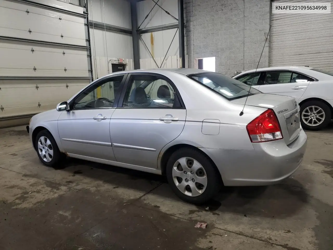 2009 Kia Spectra Ex VIN: KNAFE221095634998 Lot: 63841025
