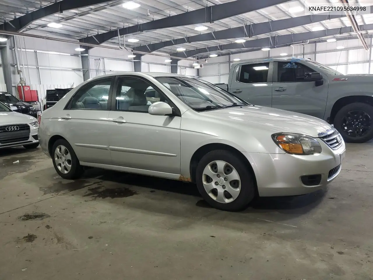 2009 Kia Spectra Ex VIN: KNAFE221095634998 Lot: 63841025