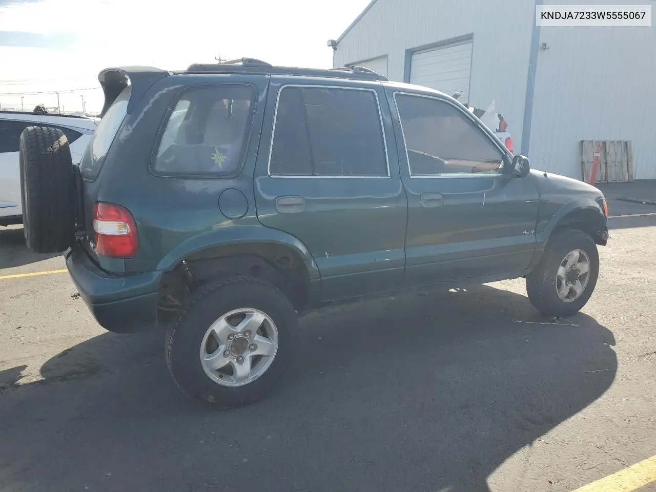 1998 Kia Sportage VIN: KNDJA7233W5555067 Lot: 62295655