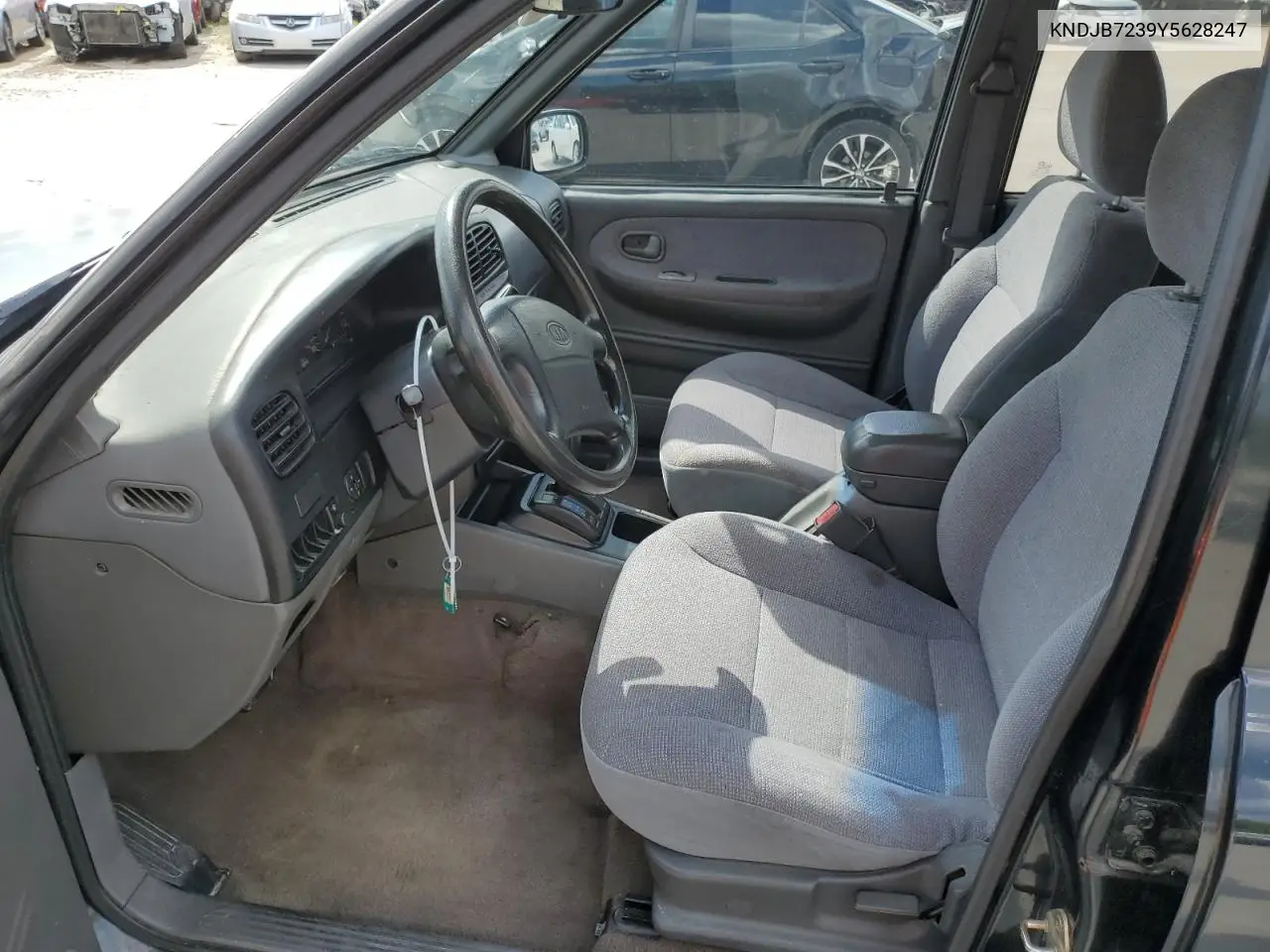 2000 Kia Sportage VIN: KNDJB7239Y5628247 Lot: 52766485