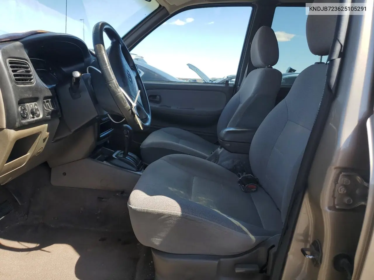 2002 Kia Sportage VIN: KNDJB723625105291 Lot: 49628835