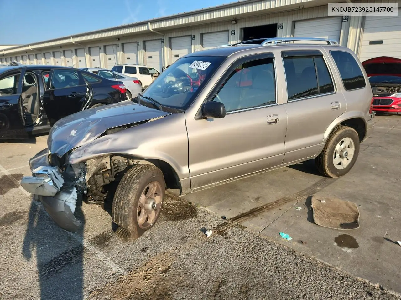 2002 Kia Sportage VIN: KNDJB723925147700 Lot: 62453525