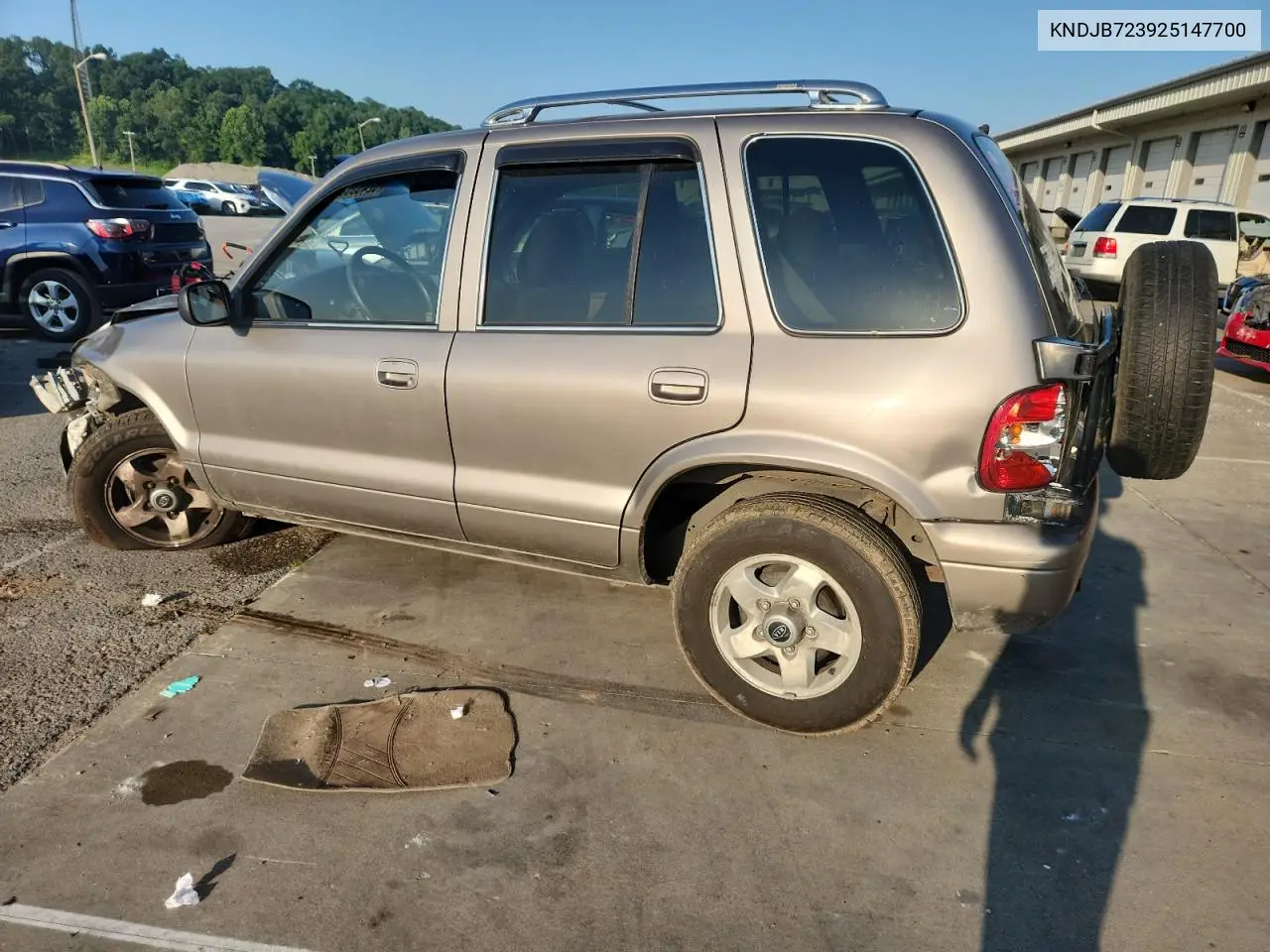 2002 Kia Sportage VIN: KNDJB723925147700 Lot: 62453525
