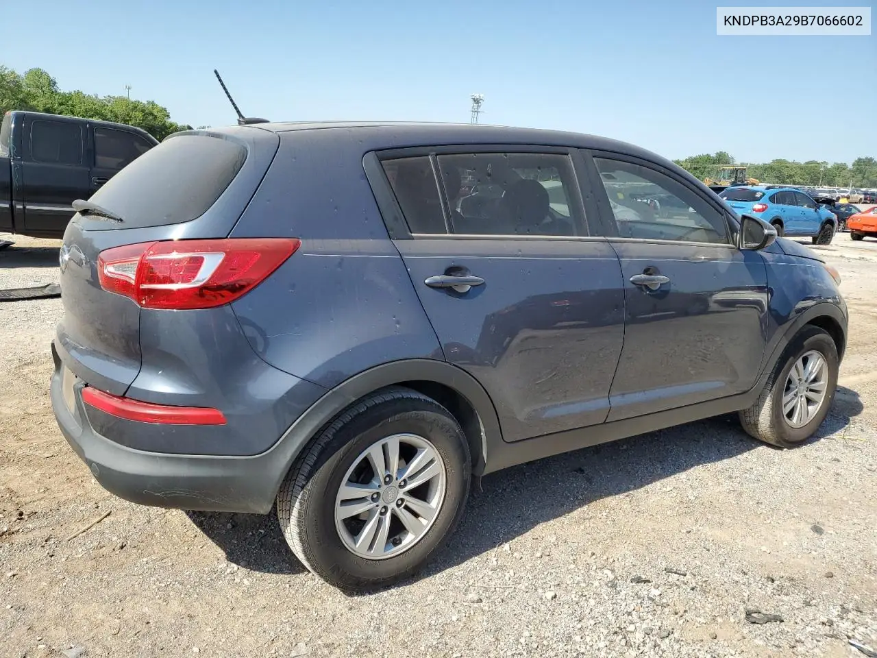 2011 Kia Sportage Lx VIN: KNDPB3A29B7066602 Lot: 56747075