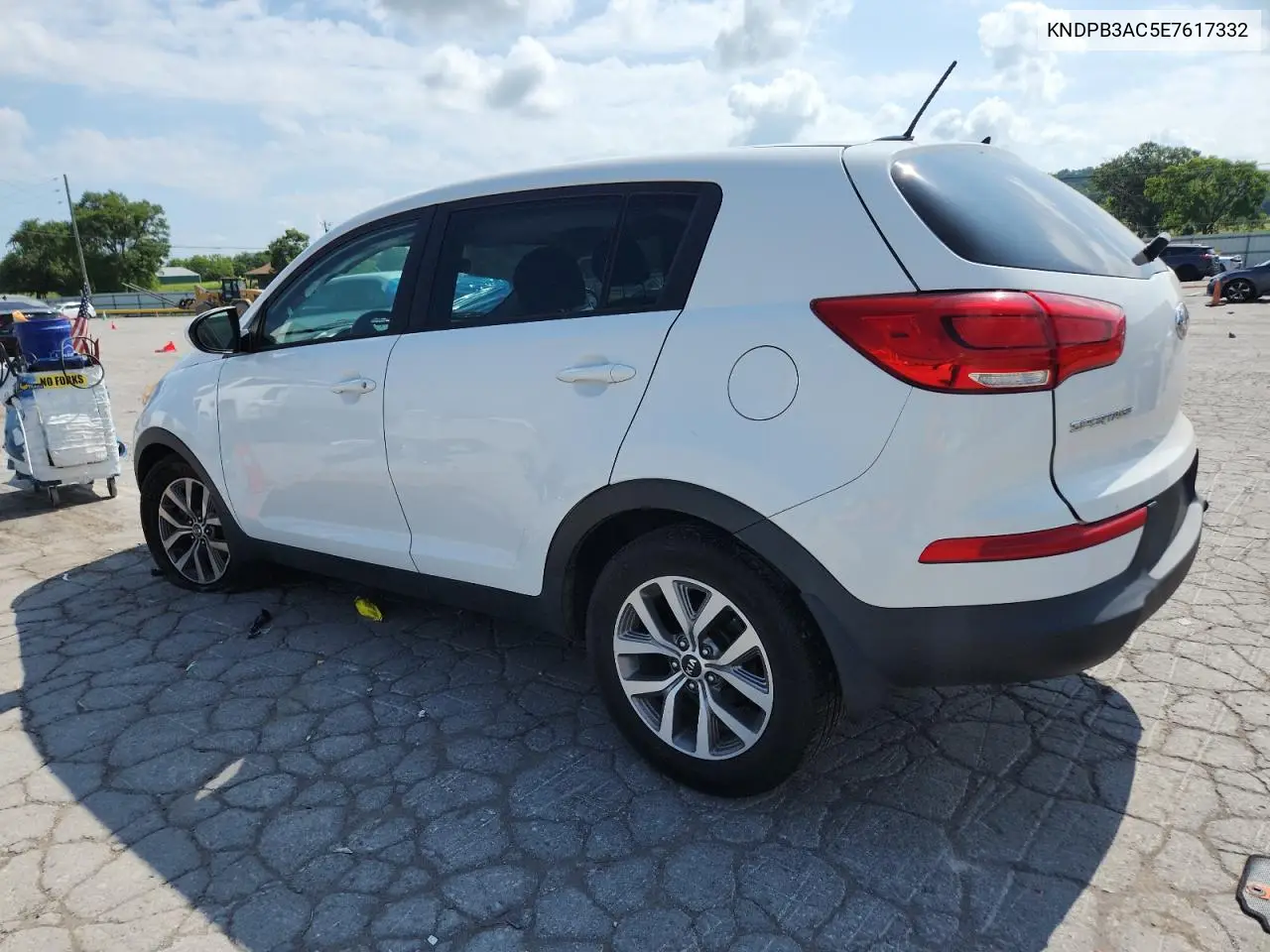 2014 Kia Sportage Base VIN: KNDPB3AC5E7617332 Lot: 65923235