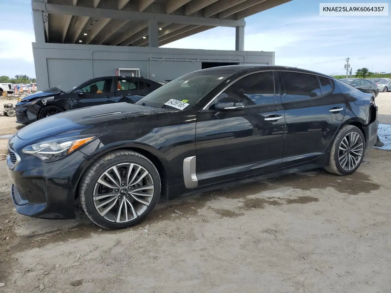 2019 Kia Stinger Premium VIN: KNAE25LA9K6064357 Lot: 64269165