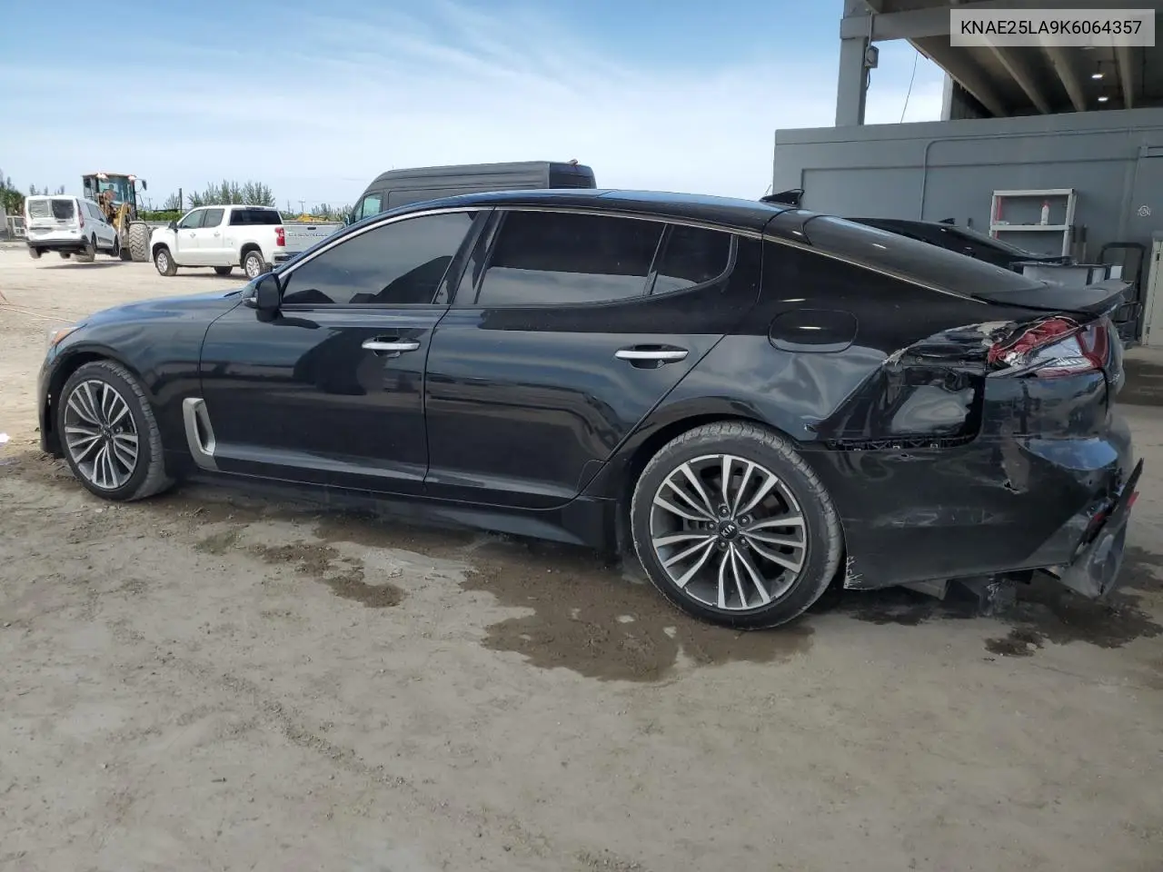 2019 Kia Stinger Premium VIN: KNAE25LA9K6064357 Lot: 64269165