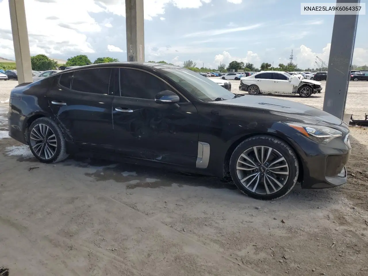2019 Kia Stinger Premium VIN: KNAE25LA9K6064357 Lot: 64269165