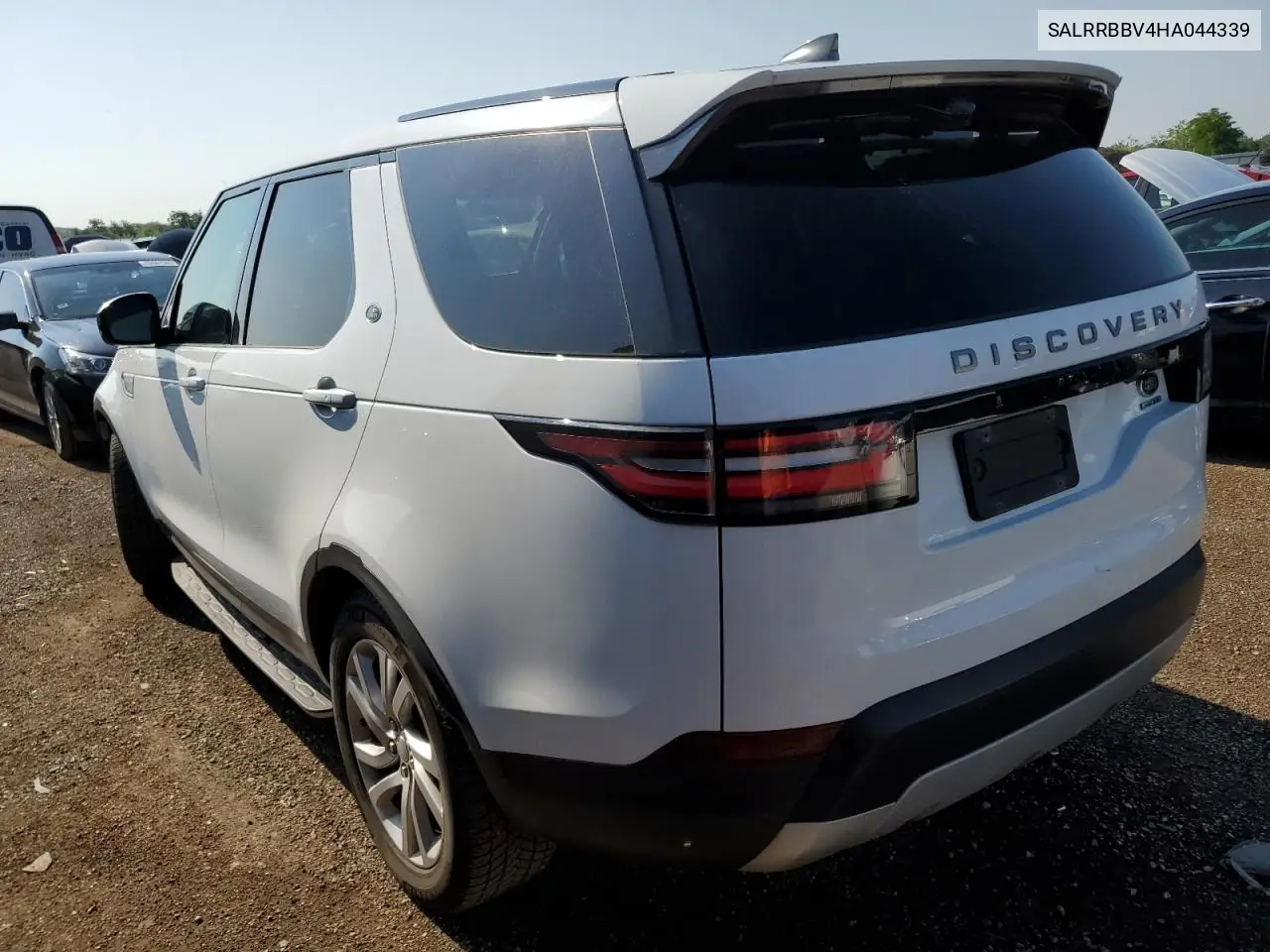 2017 Land Rover Discovery Hse VIN: SALRRBBV4HA044339 Lot: 61141155