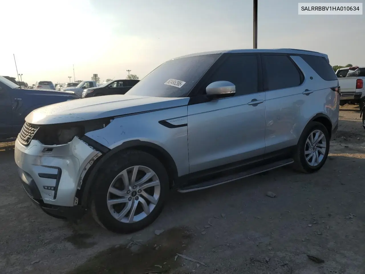 2017 Land Rover Discovery Hse VIN: SALRRBBV1HA010634 Lot: 62495295