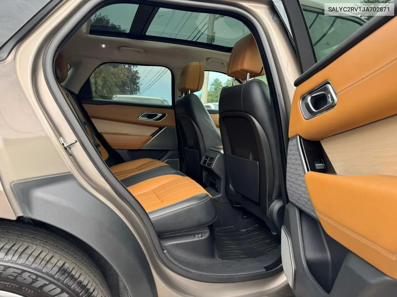 2018 Land Rover Range Rover Velar Se VIN: SALYC2RV1JA702871 Lot: 63204445