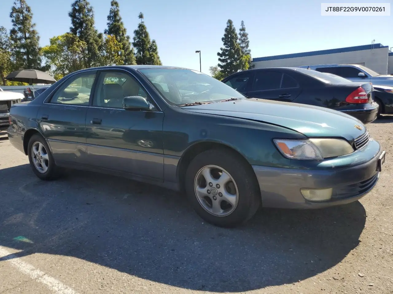 1997 Lexus Es 300 VIN: JT8BF22G9V0070261 Lot: 55957435