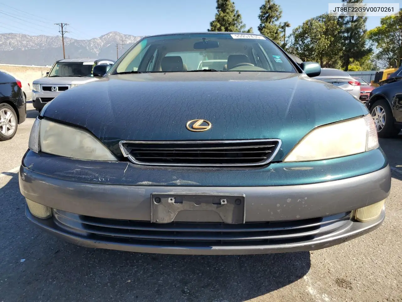 1997 Lexus Es 300 VIN: JT8BF22G9V0070261 Lot: 55957435