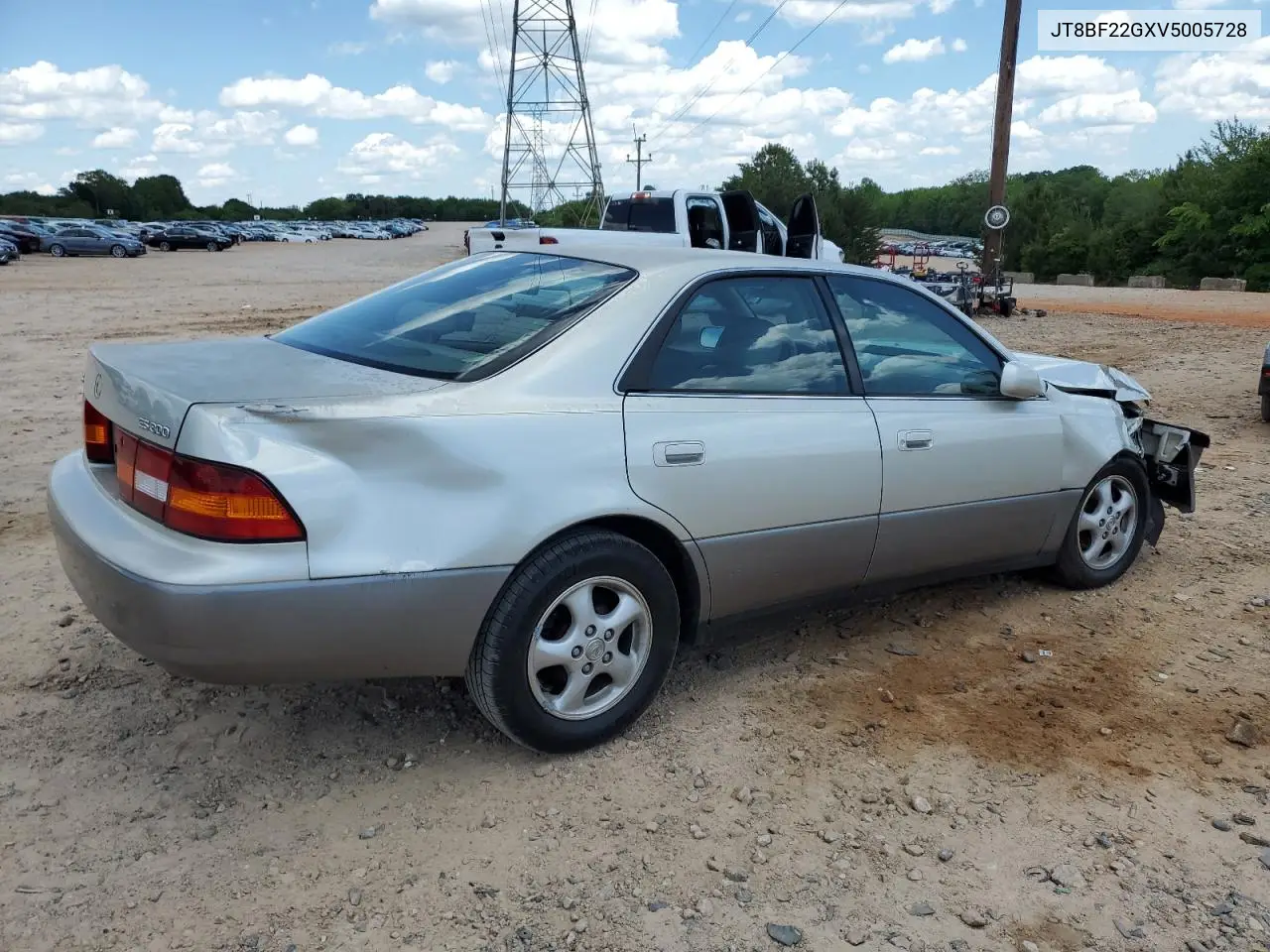 1997 Lexus Es 300 VIN: JT8BF22GXV5005728 Lot: 56014915