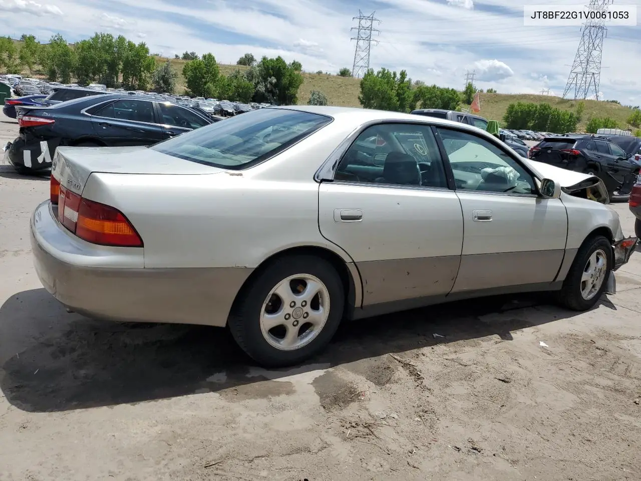1997 Lexus Es 300 VIN: JT8BF22G1V0061053 Lot: 63100975