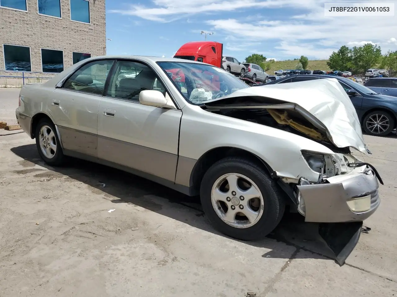 1997 Lexus Es 300 VIN: JT8BF22G1V0061053 Lot: 63100975