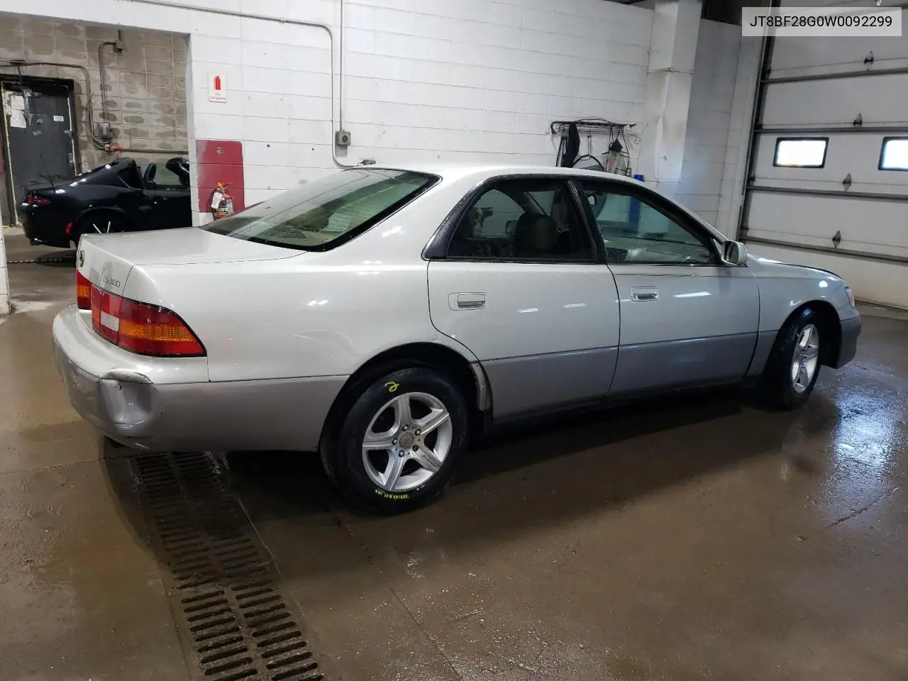 1998 Lexus Es 300 VIN: JT8BF28G0W0092299 Lot: 63017705